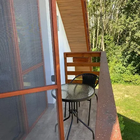 Caloroczny Letniskowy Ze Stawem بيت للعطل *