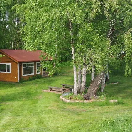 Caloroczny Letniskowy Ze Stawem Harsz