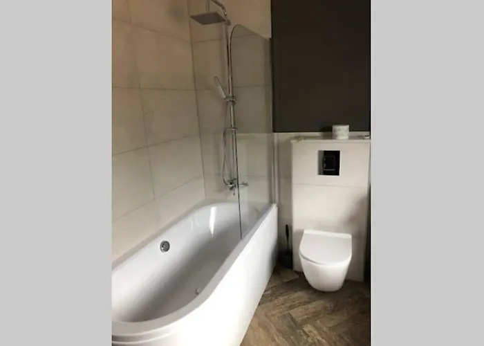 Prázdninový dům Caloroczny Letniskowy Ze Stawem *