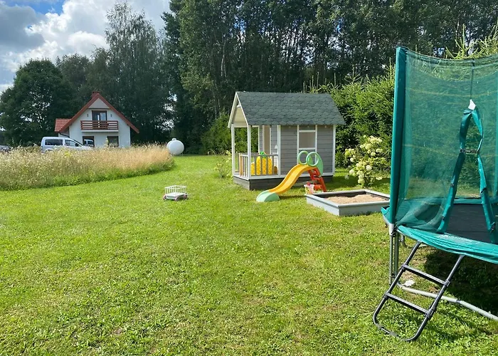 Caloroczny Letniskowy Ze Stawem Prázdninový dům