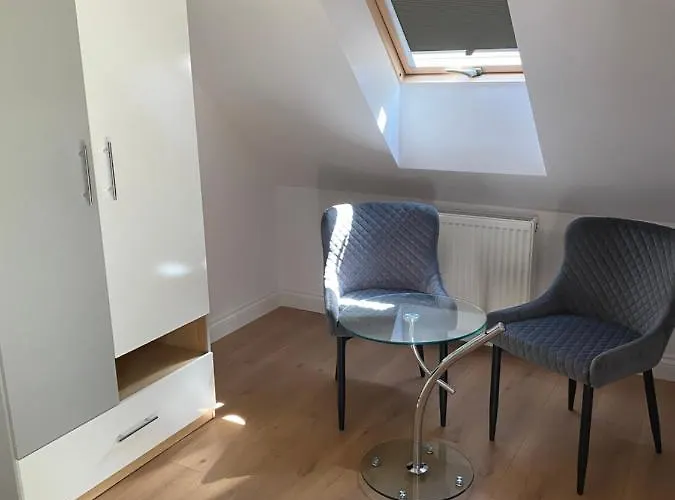 Caloroczny Letniskowy Ze Stawem Prázdninový dům Harsz