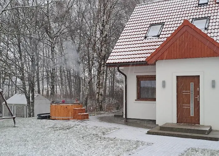 Caloroczny Letniskowy Ze Stawem * Harsz